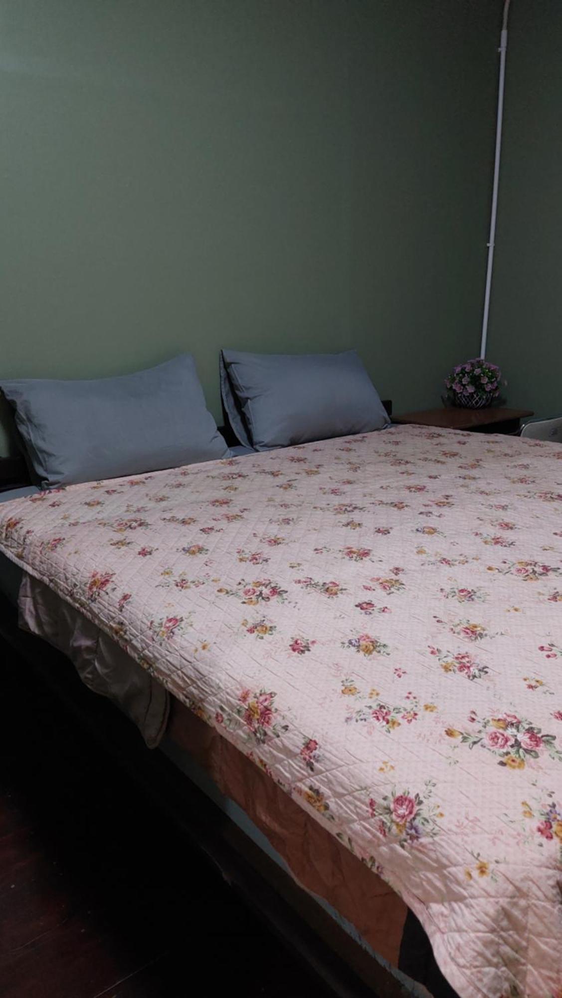 Chommuang Guest House Ayutthaya Rom bilde